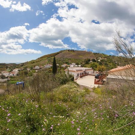 Apartamentos Rurales Santos Benajarafe Kültér fotó